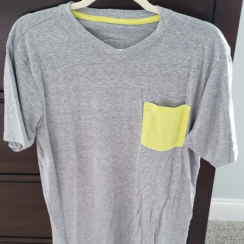 t shirt